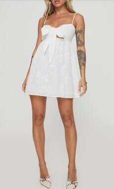champange/ ivory wedding dress Champagne A-Line Wedding Gown w/ Lace Bodice & Plunging Neckline